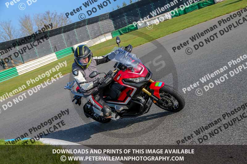 PJM Wedding Photography;enduro digital images;event digital images;eventdigitalimages;mallory park;mallory park photographs;mallory park trackday;mallory park trackday photographs;no limits trackdays;peter wileman photography;racing digital images;trackday digital images;trackday photos